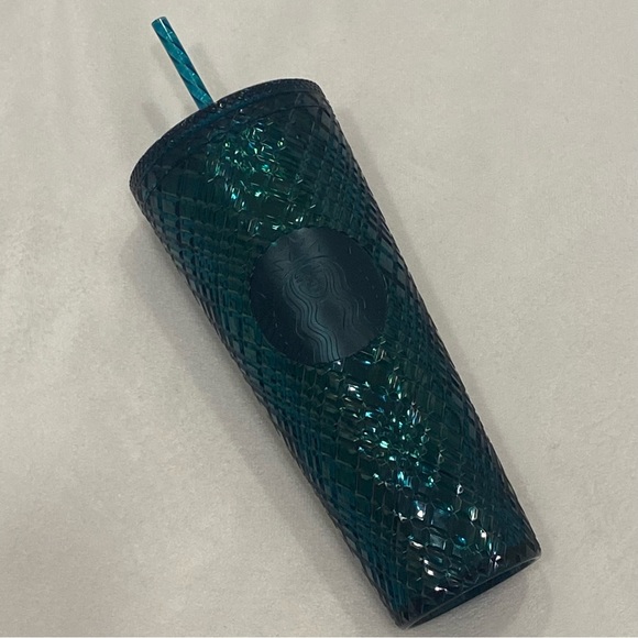 Starbucks Holiday Christmas 2021 Green Jeweled Tumbler 24oz Cup NWT - Picture 1 of 10